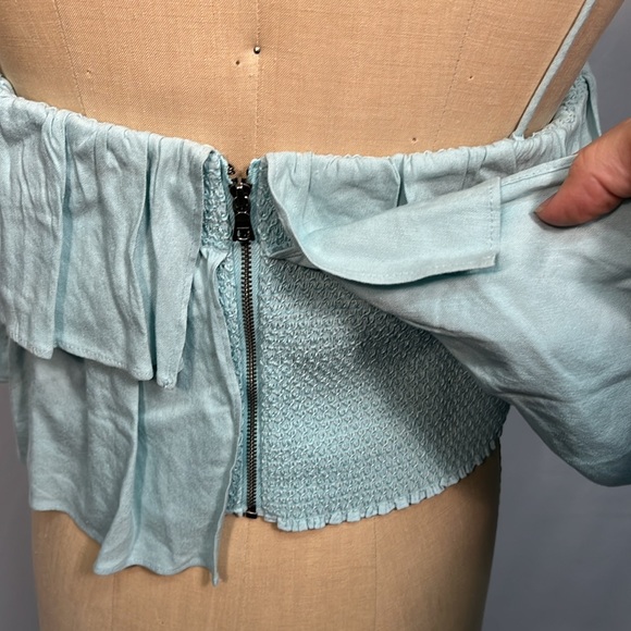 Alice + Olivia Ruffle Tier Top in Powder Blue Size 14 - Picture 5 of 9